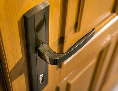 前进24小时上门开锁公司